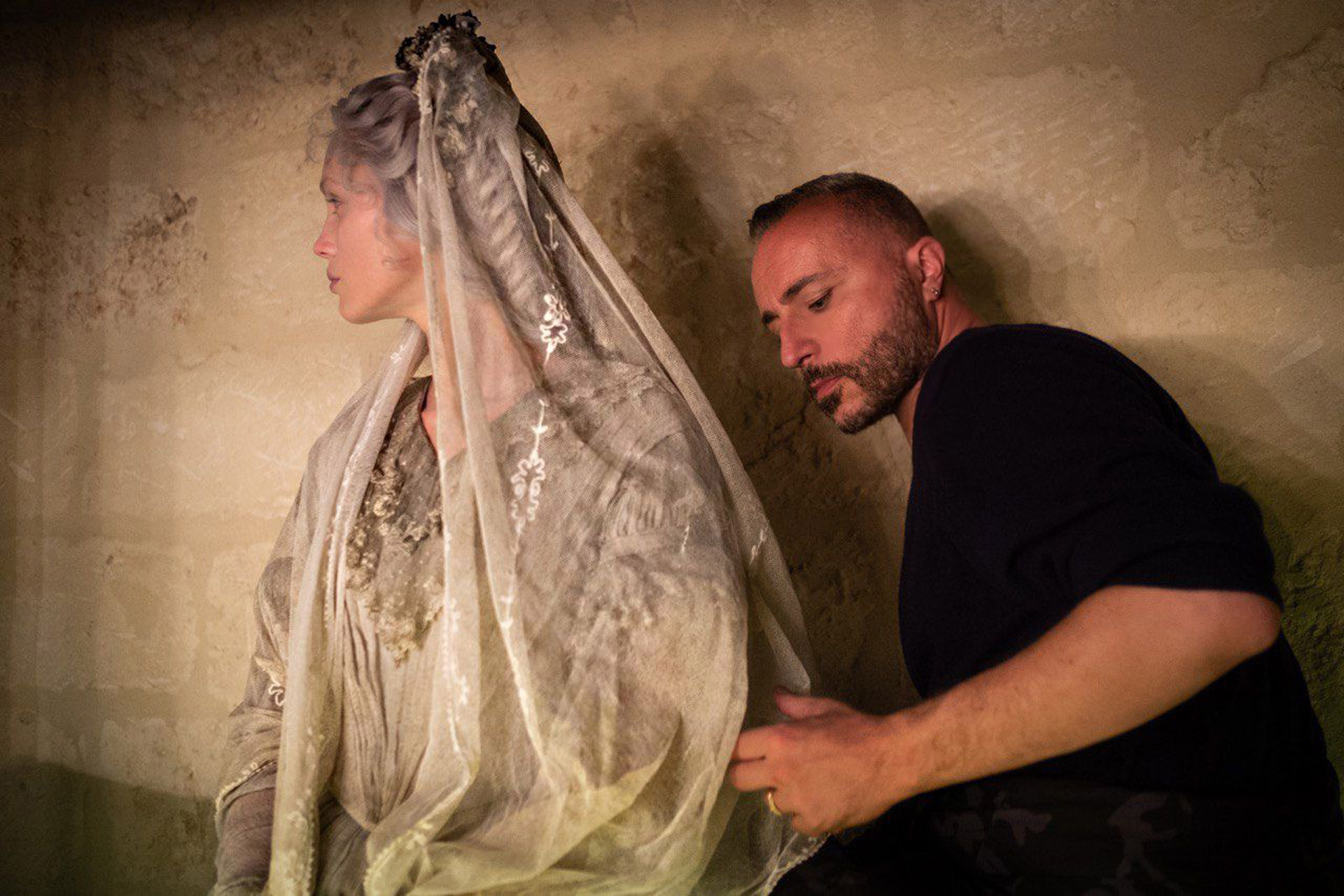 Subverting the Rules of Costume Design